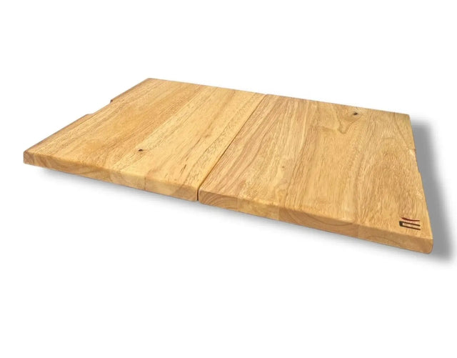 Questo tagliere pieghevole in legno di teak ha cambiato la mia cucina
