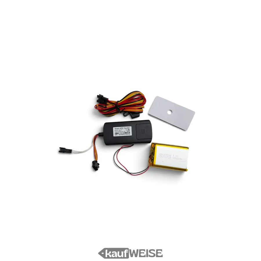 GPS-Tracker GS10 Ausführung mit Akku und Kabelbaum, Etikett Smart GPS Tracker Model GS10 lesbar, Kabelbaum mit Sicherungshalter, Klebepad und Akku 3,7V 3000mAh